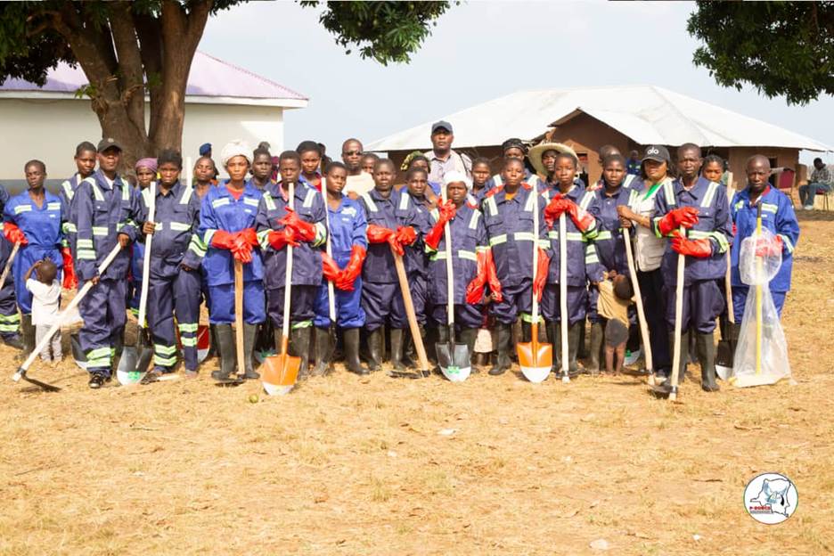 TANGANYIKA: P-DDRCS DISTRIBUTES FARMING TOOLS TO EX-COMBATANTS AND COMMUNITY MEMBERS IN MULANGE AND KASAMA