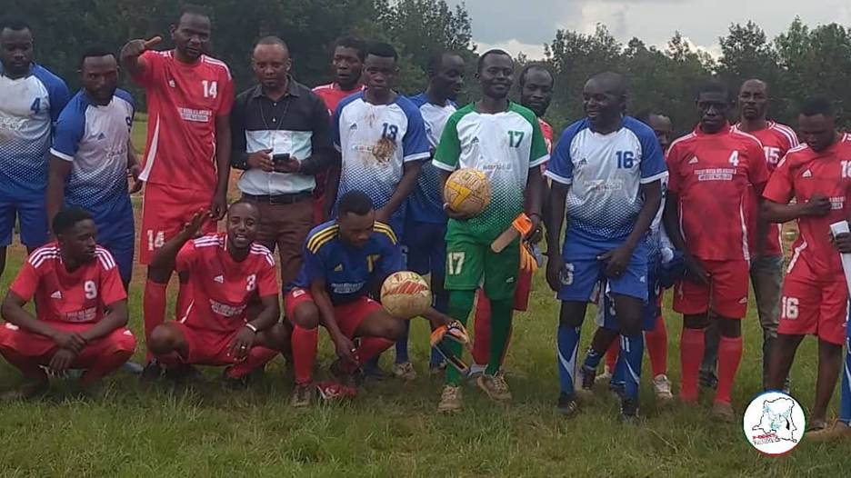 BUTEMBO: COMMUNITY REINTEGRATION – EX‑COMBATANTS PLAY A FOOTBALL MATCH WITH AT‑RISK YOUTH
